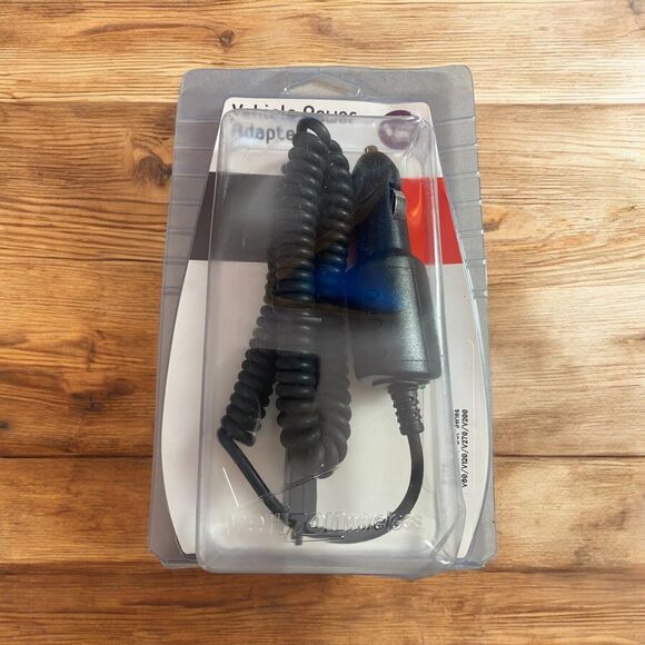 Verizon Wireless Vehicle Power Adaptor Over Charge Protection - Picture 1 of 6